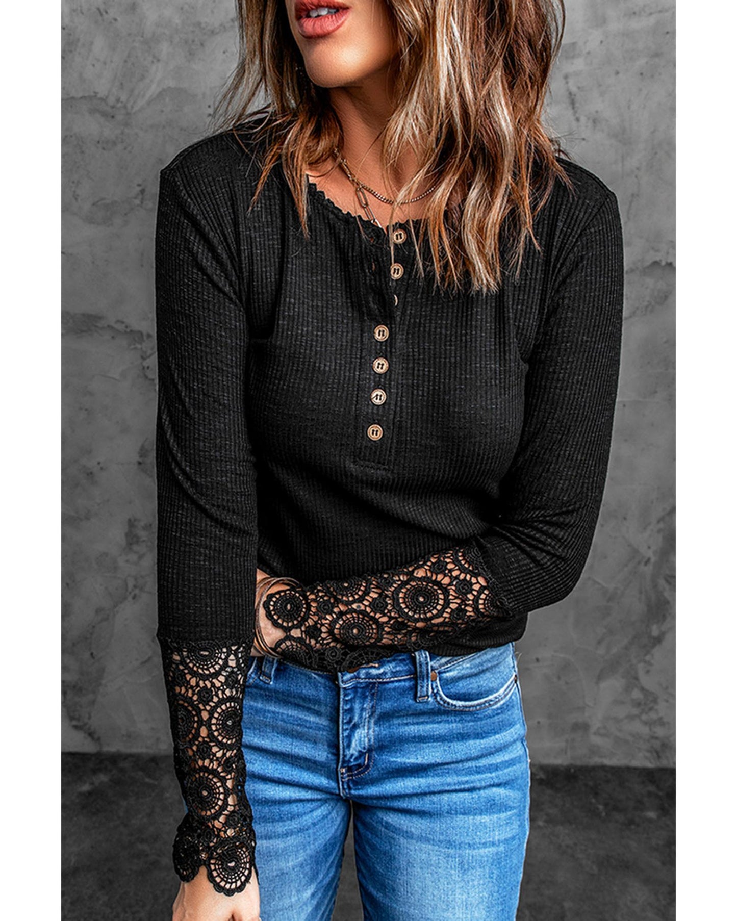 Azura Exchange Lace Hem Sleeve Button Top - S