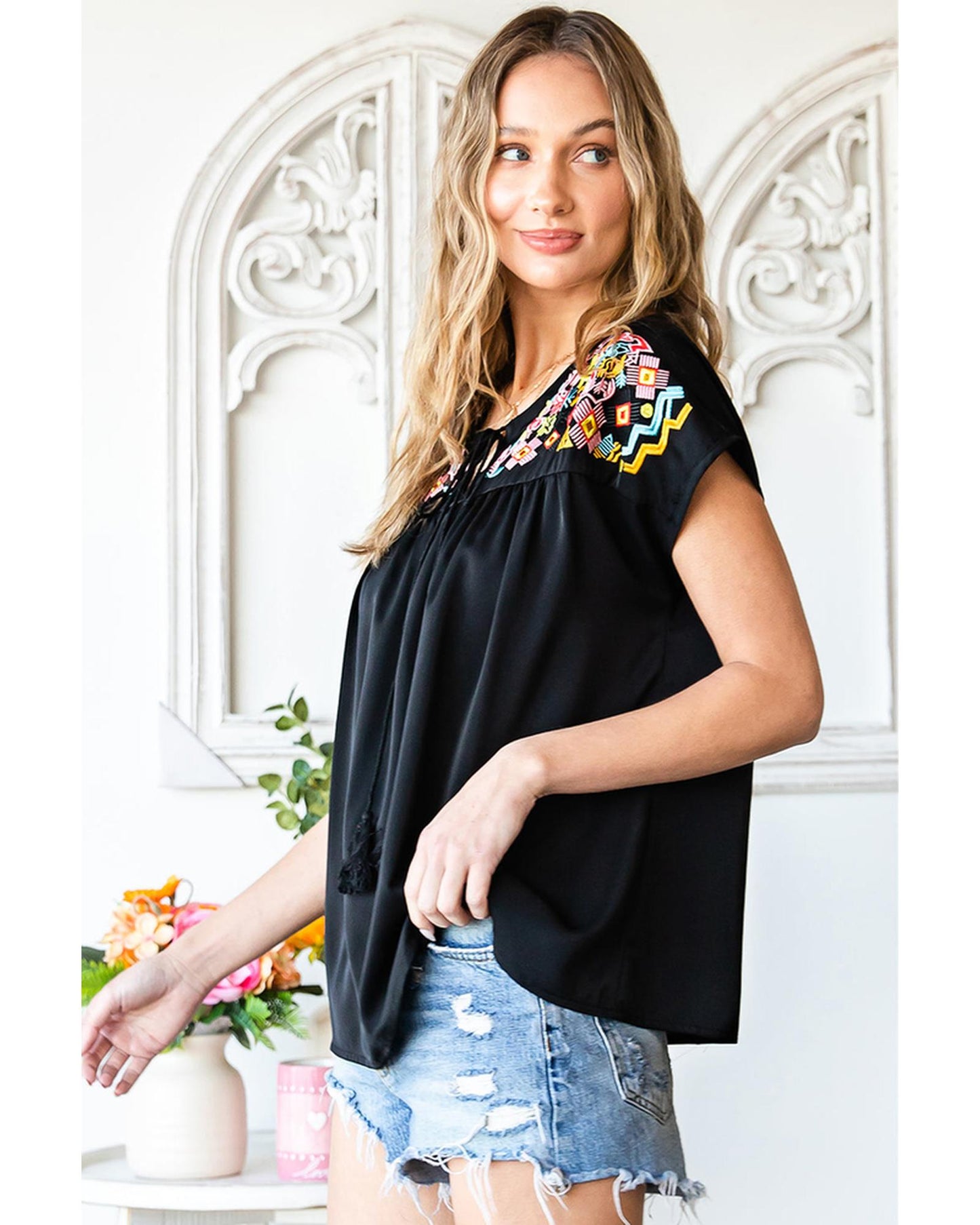 Azura Exchange Embroidered Short Sleeve Blouse - S