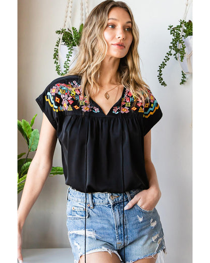 Azura Exchange Embroidered Short Sleeve Blouse - S