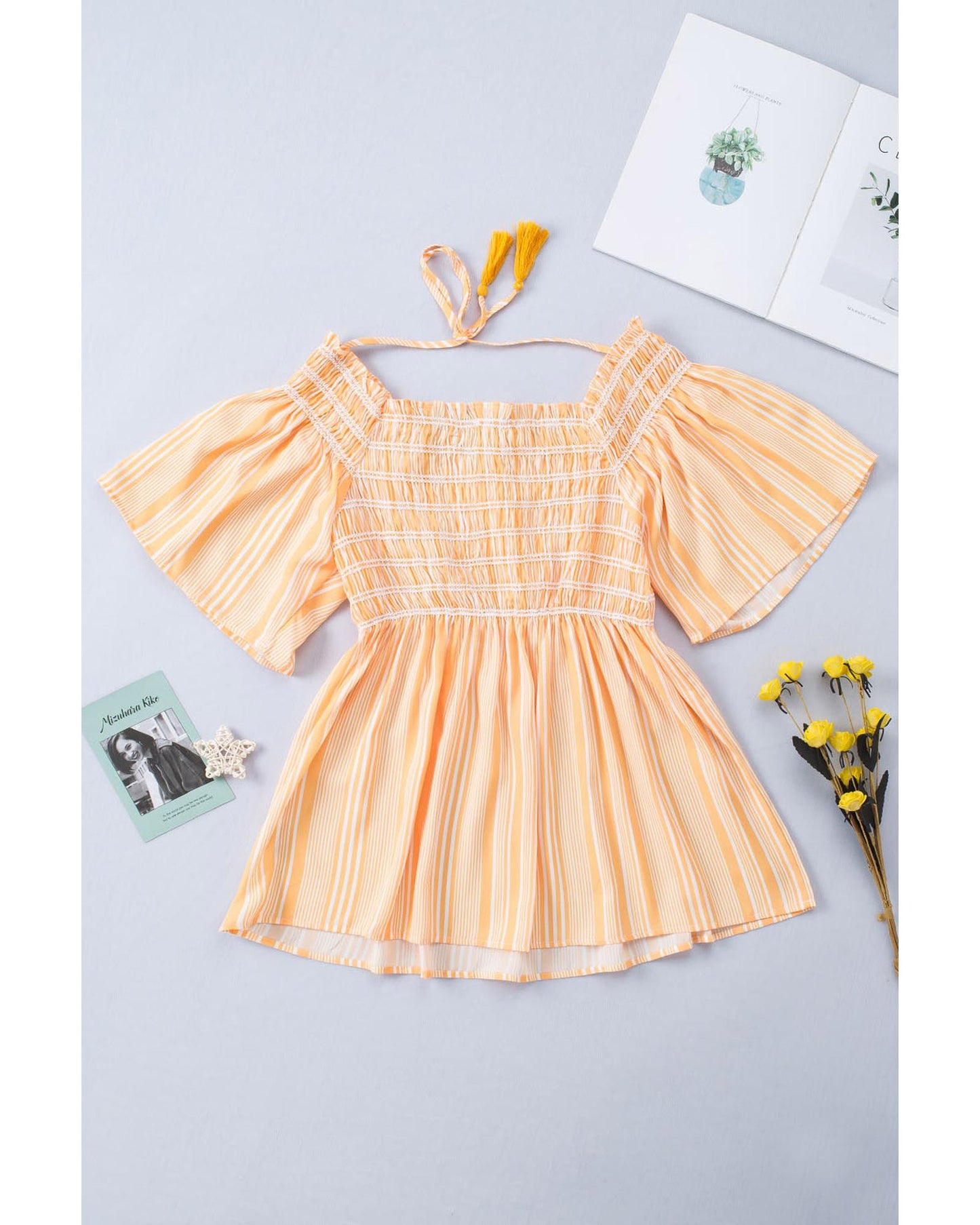 Azura Exchange Smocked Flowy Blouse - L