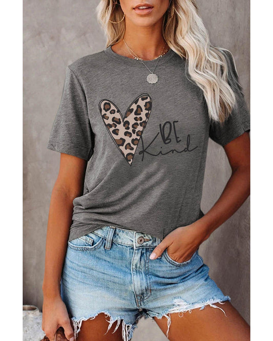 Azura Exchange Leopard Heart Shape Print Short Sleeve T-shirt - M