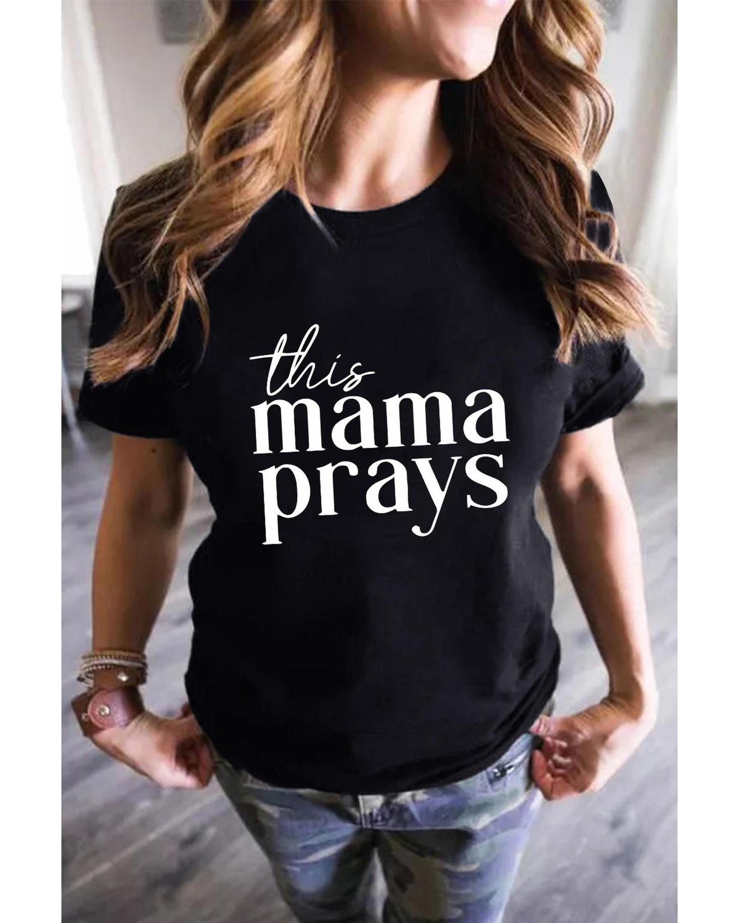 Azura Exchange Mama Prays Letters Print Plain Tee - L