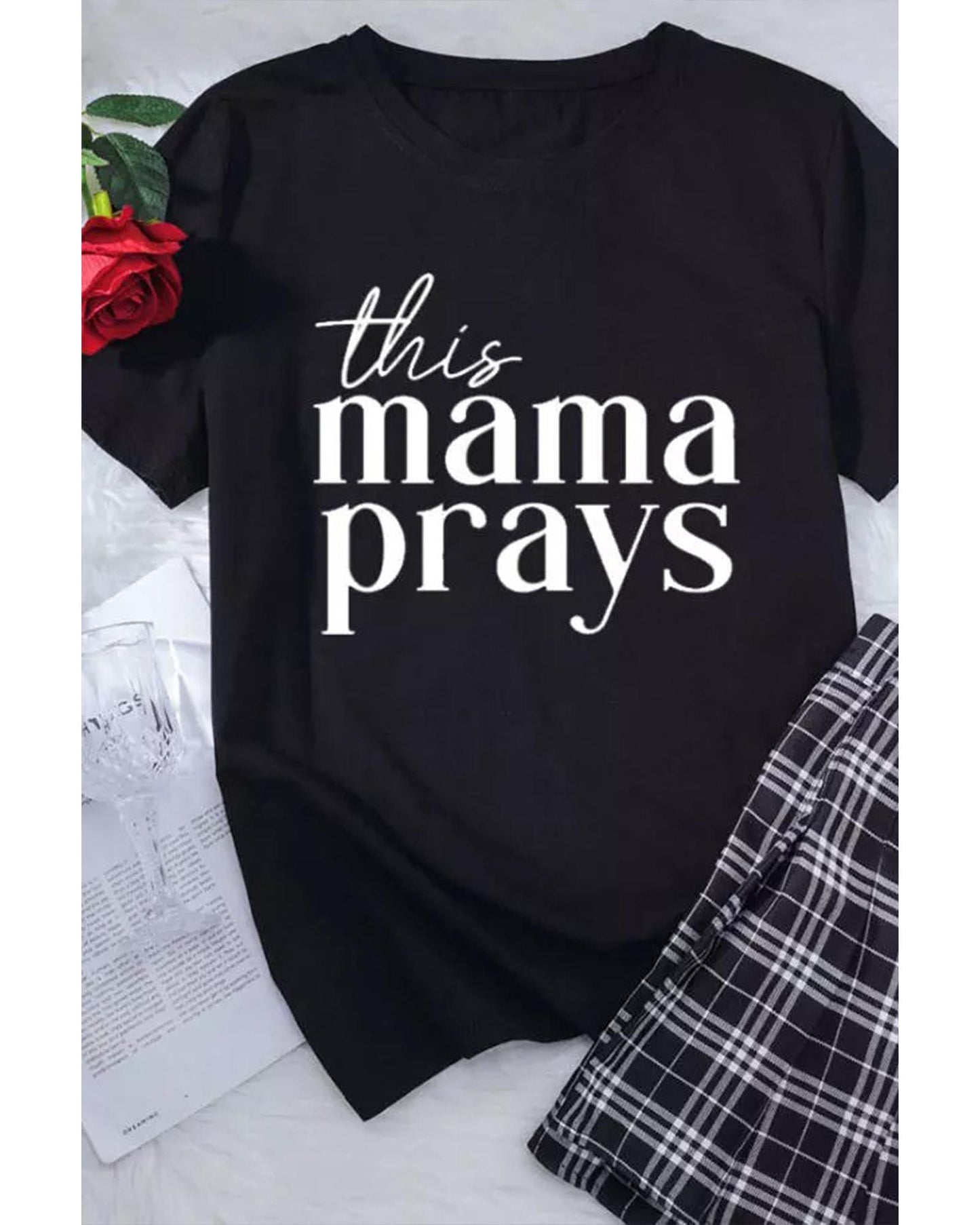 Azura Exchange Mama Prays Letters Print Plain Tee - M