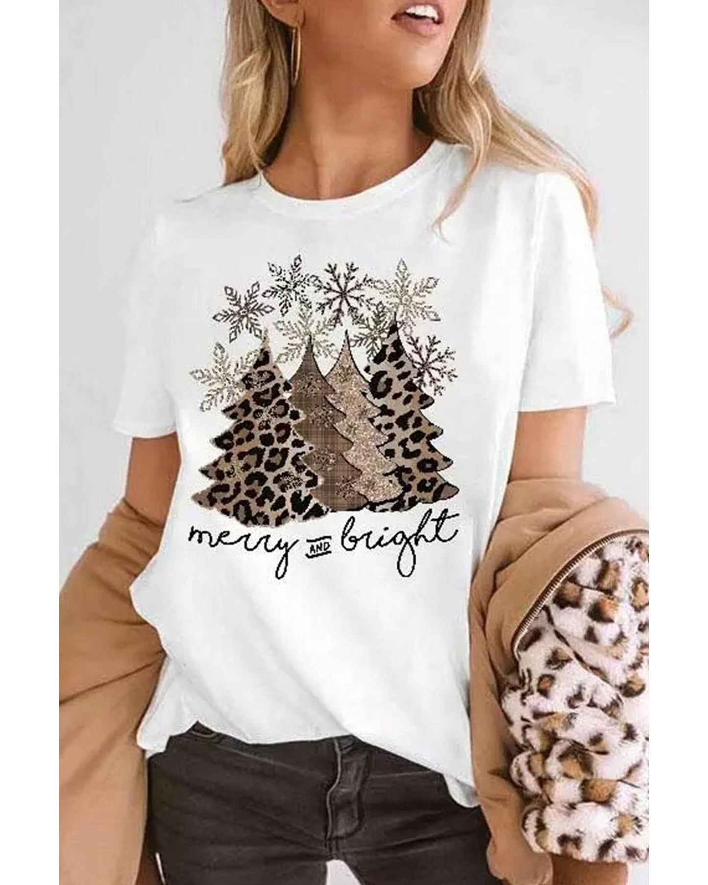 Azura Exchange Leopard Christmas Tree Graphic Print T-Shirt - S