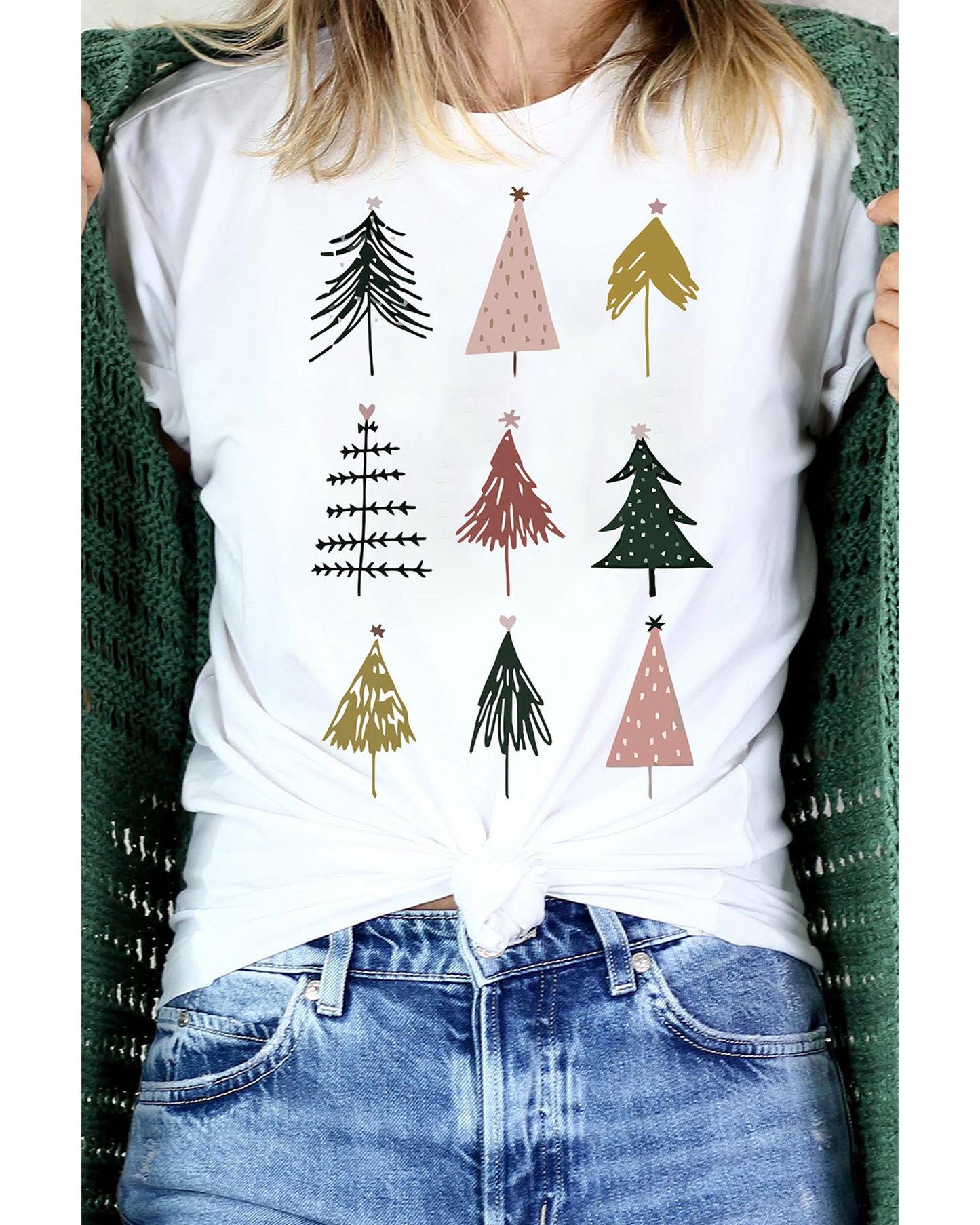 Azura Exchange Christmas Tree Graphic Tee - XL