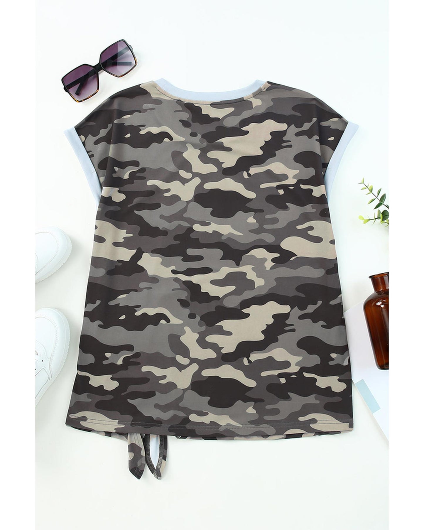 Azura Exchange Camo Print Knotted Hem T-shirt - M