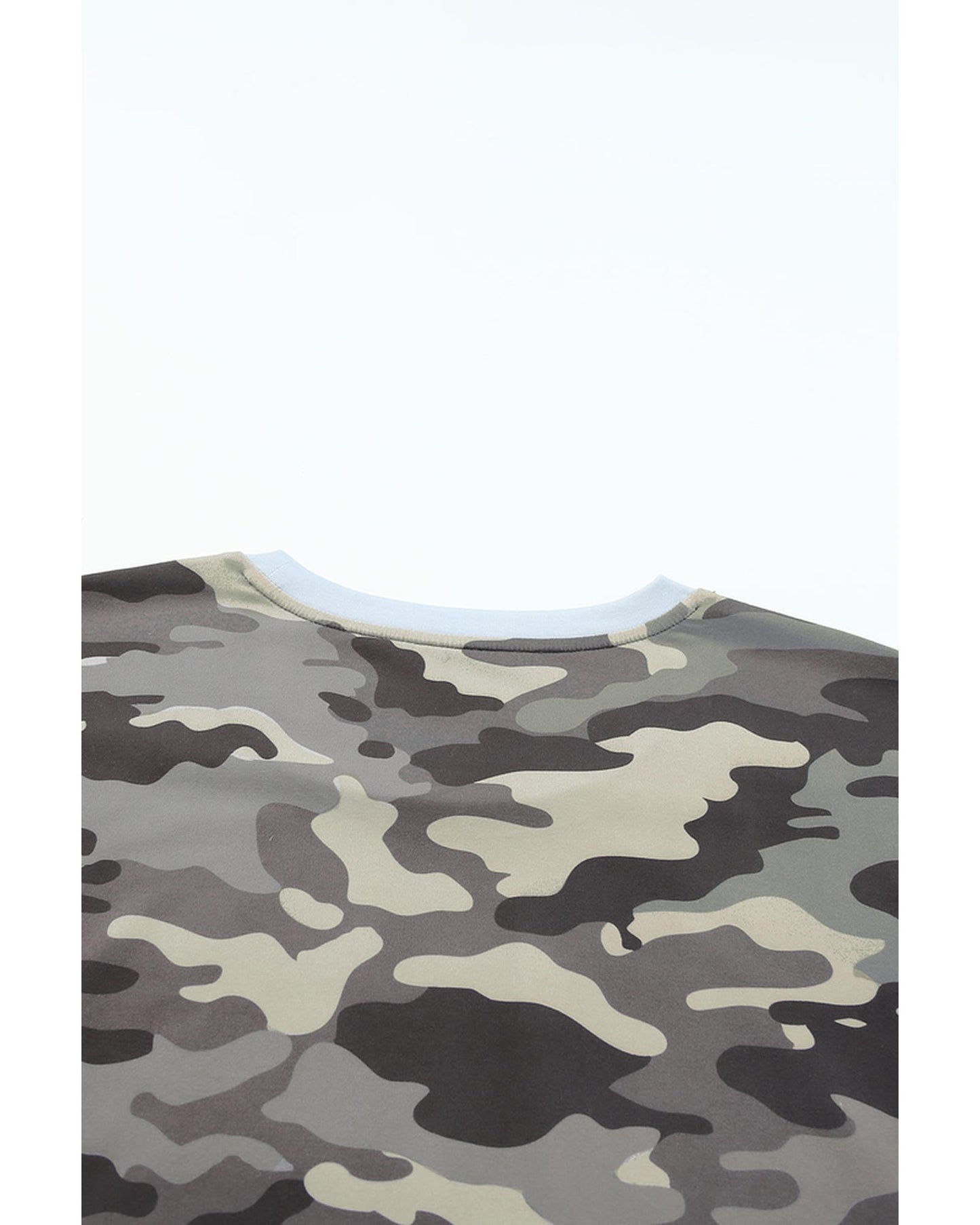 Azura Exchange Camo Print Knotted Hem T-shirt - M