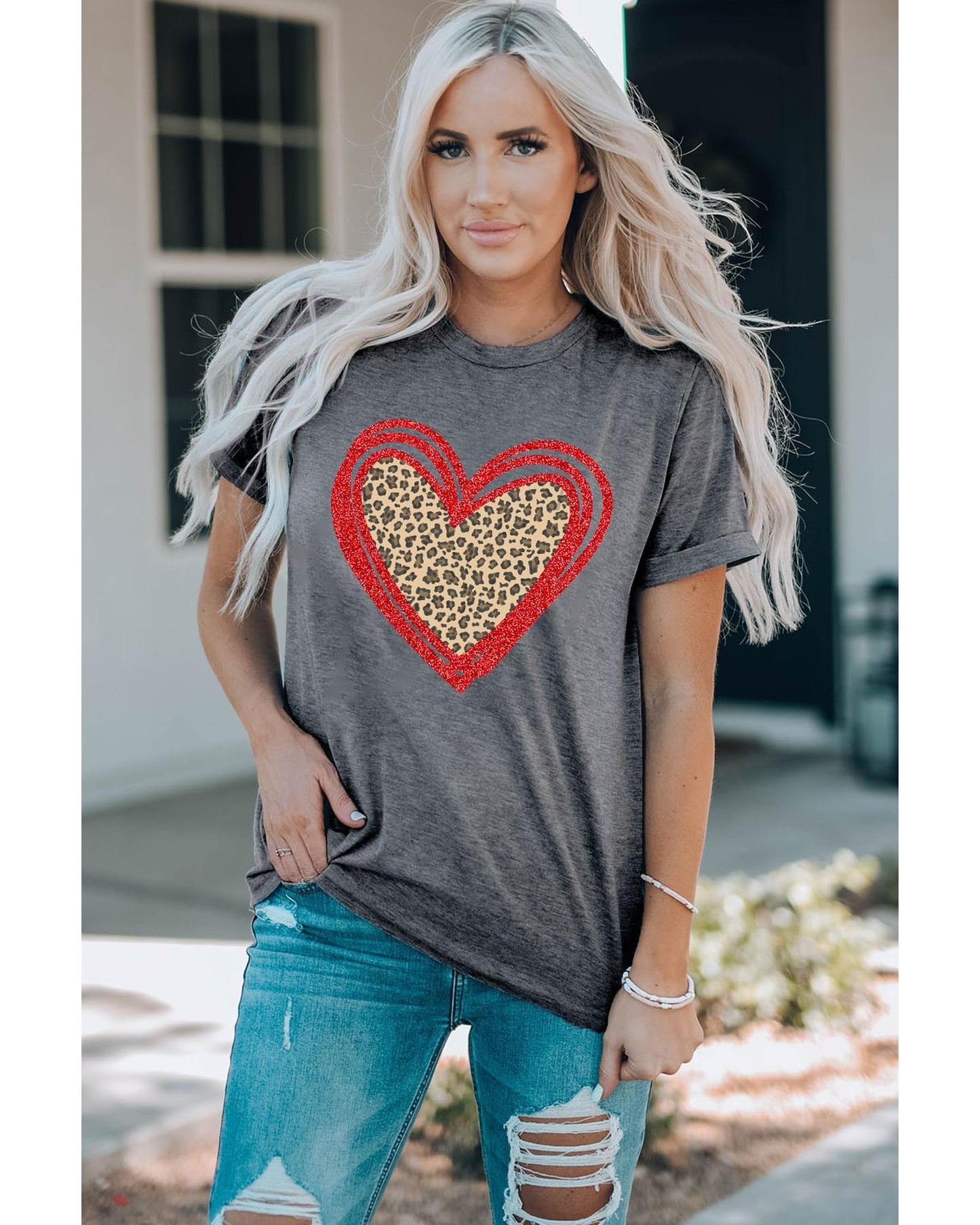 Azura Exchange Leopard Heart Graphic T-shirt - XL