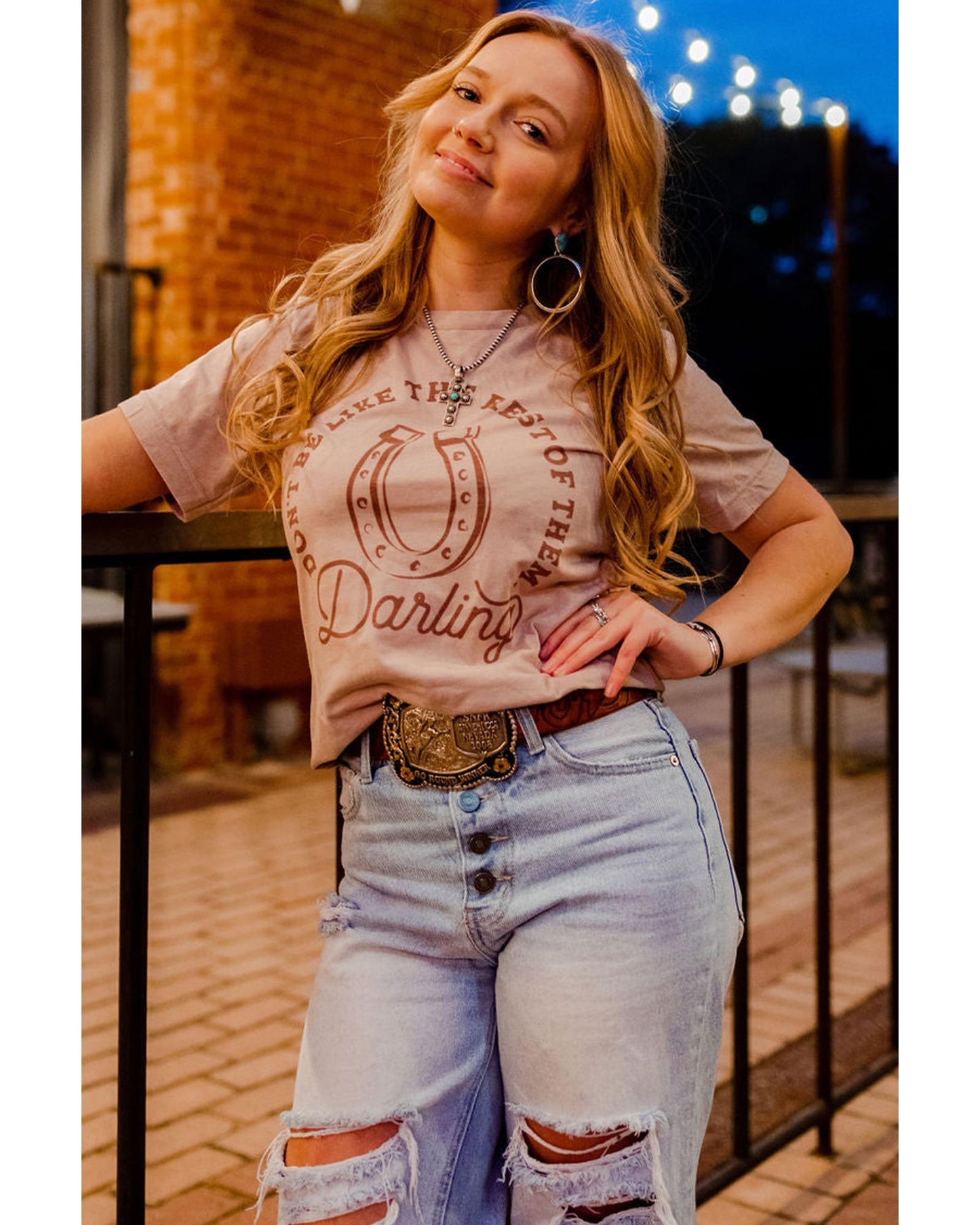 Azura Exchange Darling Letter Graphic Print T-Shirt - M