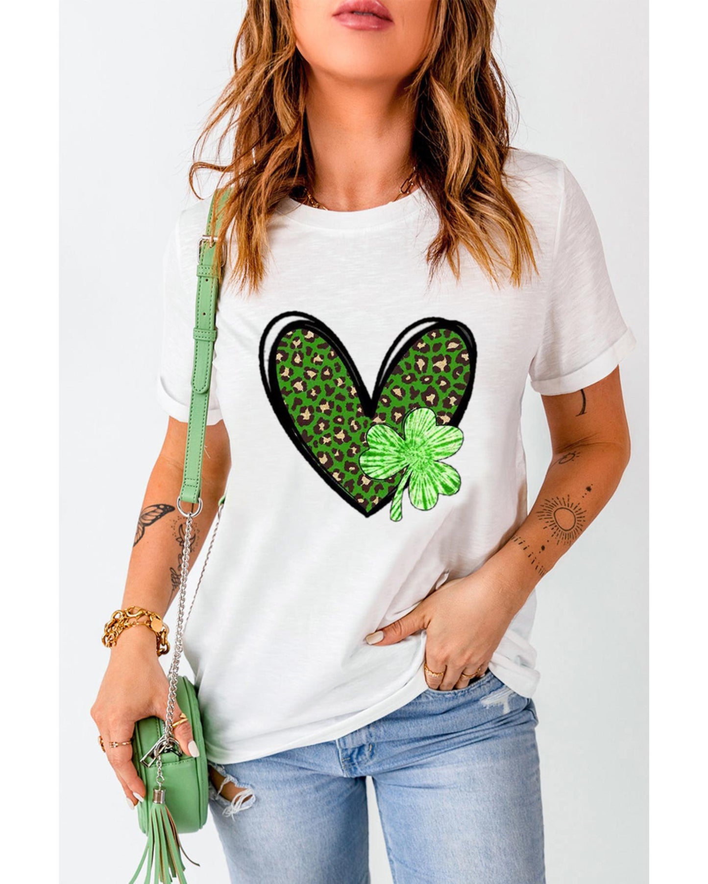 Azura Exchange Leopard Heart Shaped Print Crewneck Graphic Tee - L