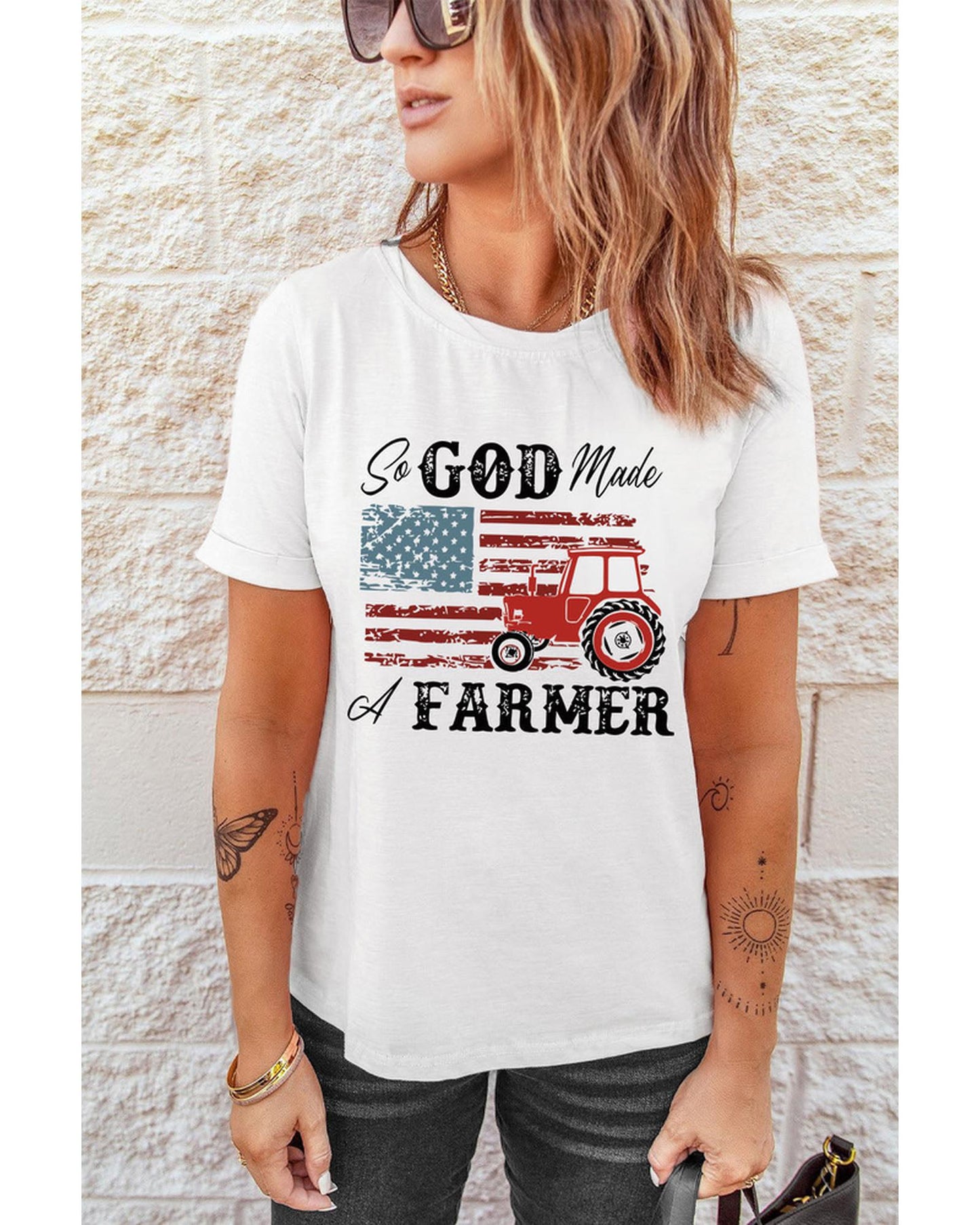 Azura Exchange Graphic Tee with a Farmer-inspired Design - S