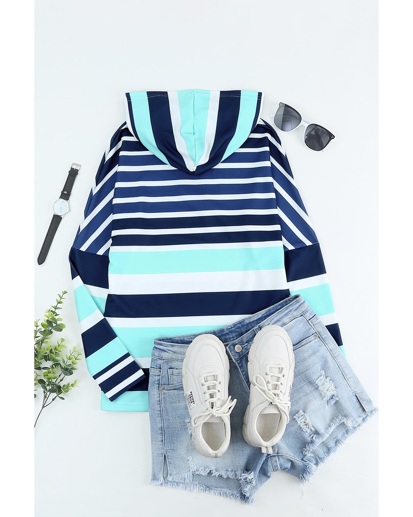 Azura Exchange Striped Drawstring Hoodie - L