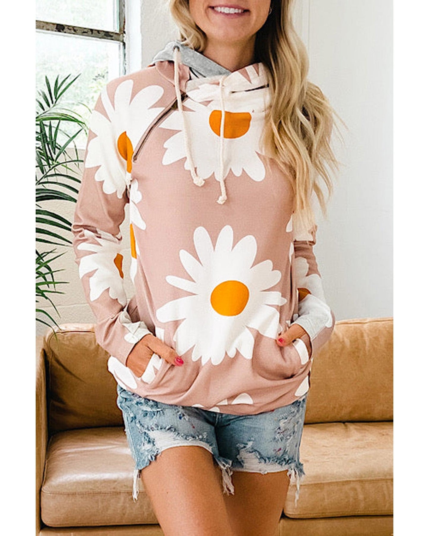 Azura Exchange Daisy Print Doublehood Sweatshirt - M