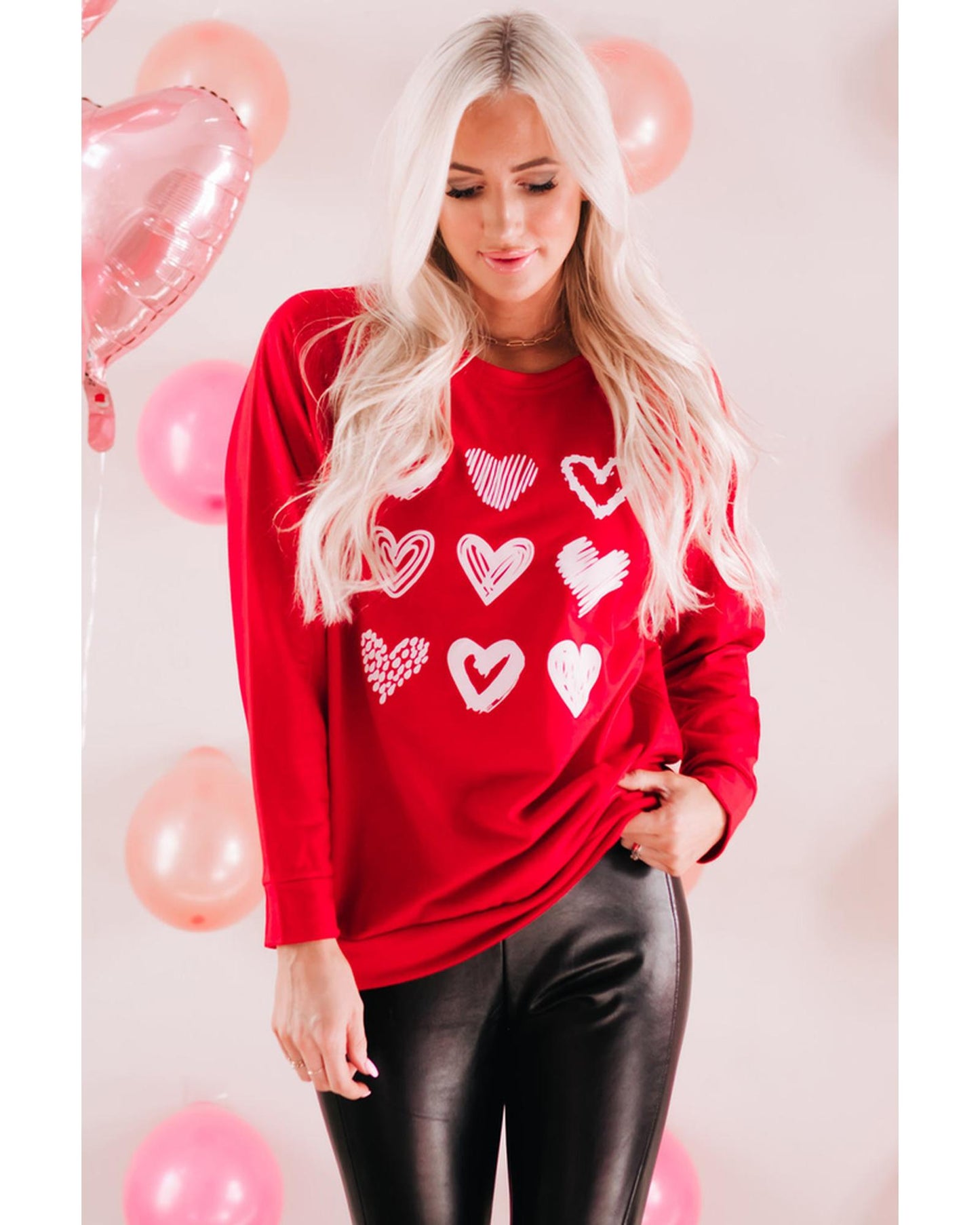 Azura Exchange Hearts Print Crewneck Sweatshirt - M