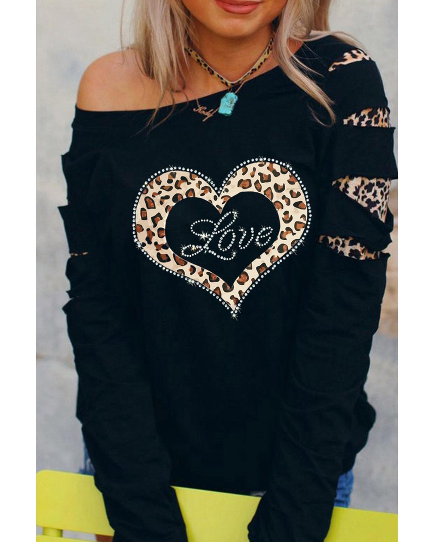 Azura Exchange Leopard Rhinestone Heart Graphic Sweatshirt - S