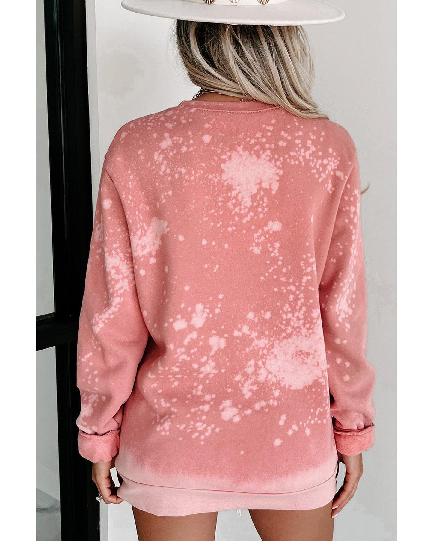 Azura Exchange Bleached Round Neck Pullover Sweatshirt - M