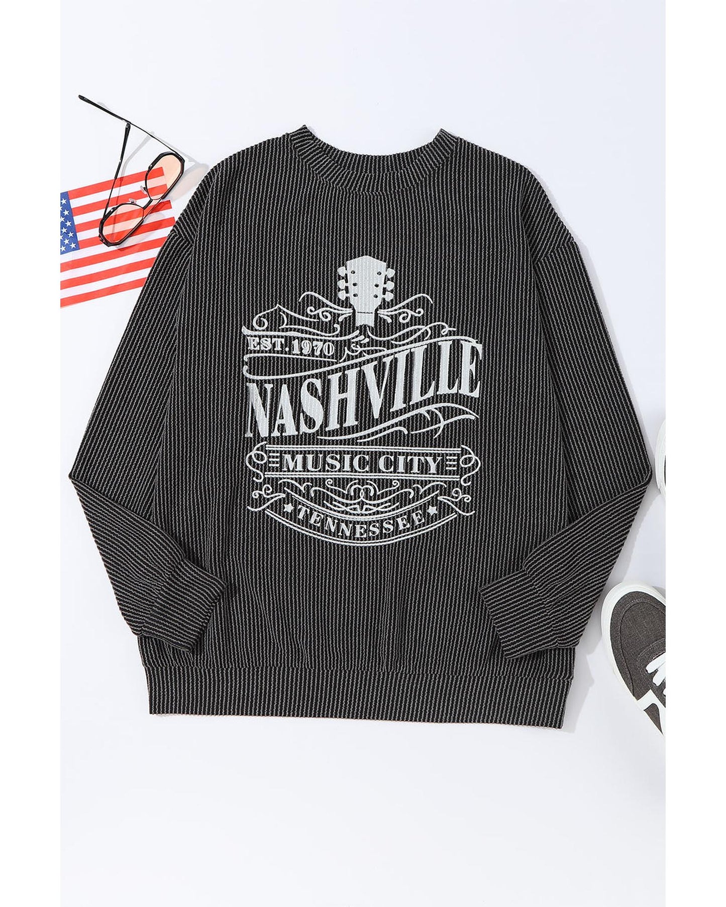 Azura Exchange NASHVILLE MUSIC CITY Corded Graphic Sweatshirt - L