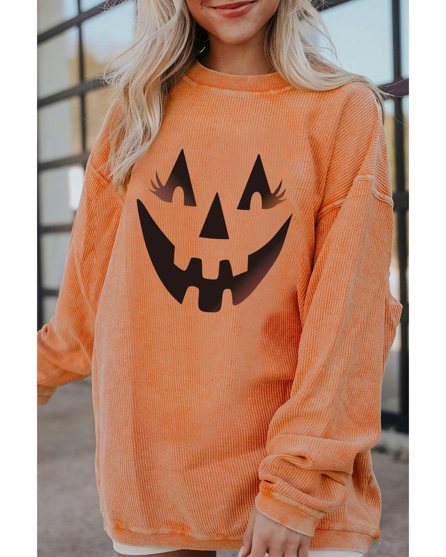 Azura Exchange Pumpkin Smile Face Graphic Sweatshirt - L