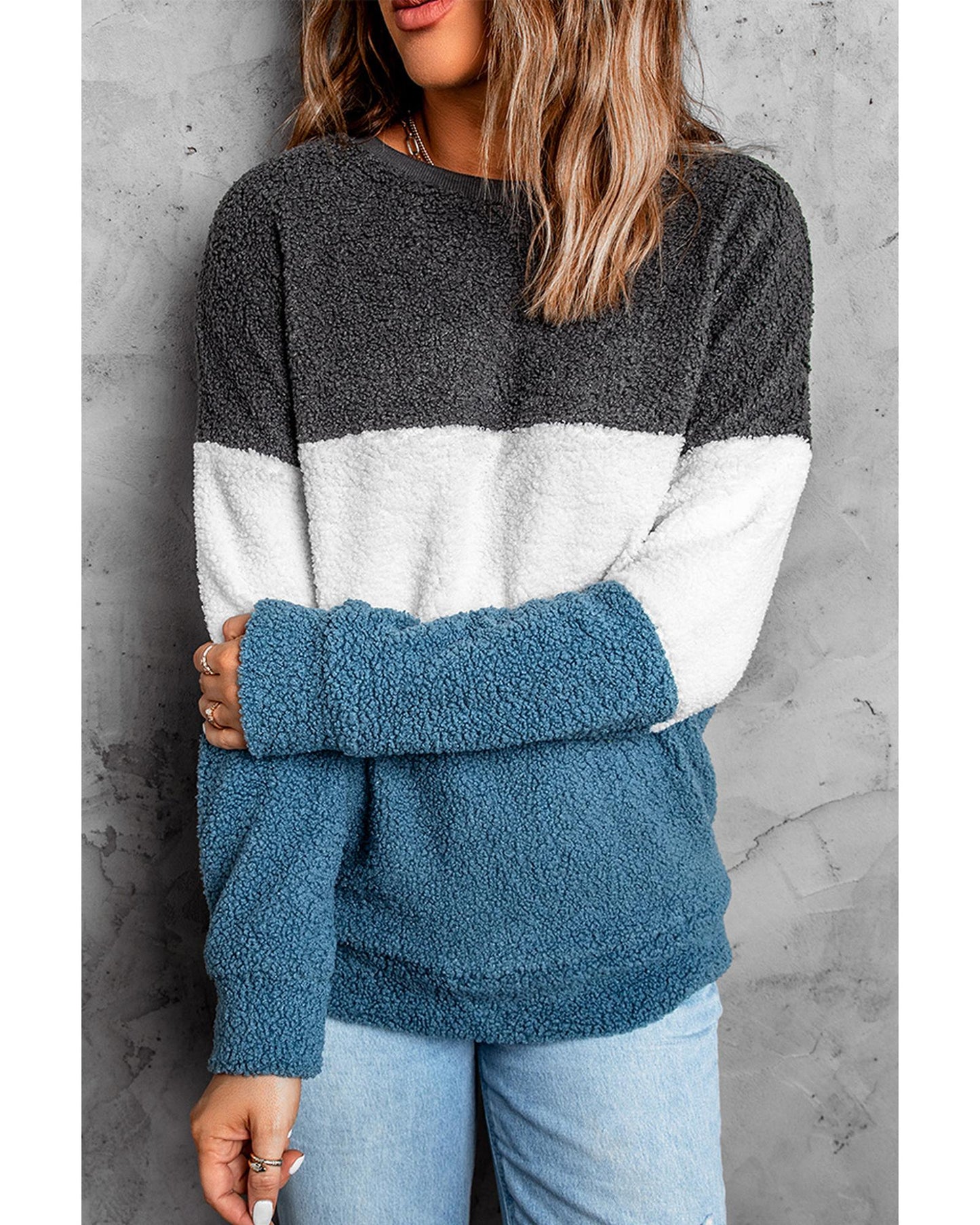 Azura Exchange Colorblock Plush Sweatshirt - S