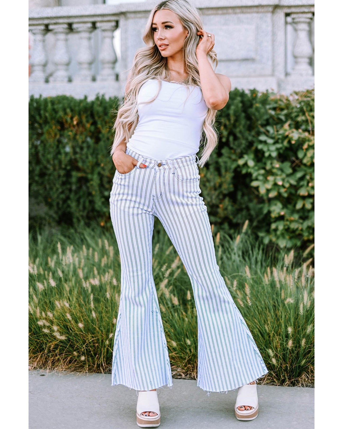 Azura Exchange Striped Print Flared Pants - M