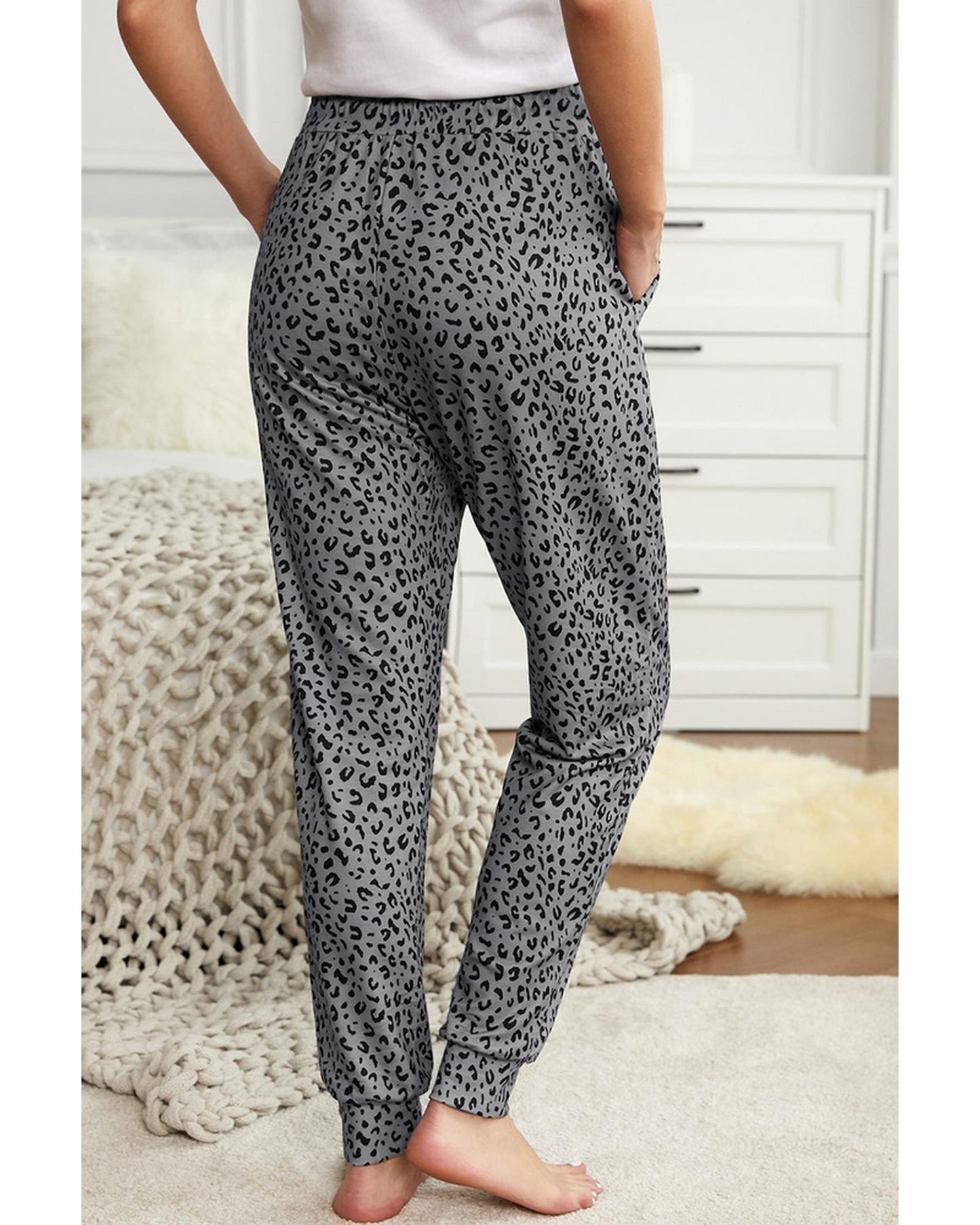 Azura Exchange Leopard Print Joggers - M