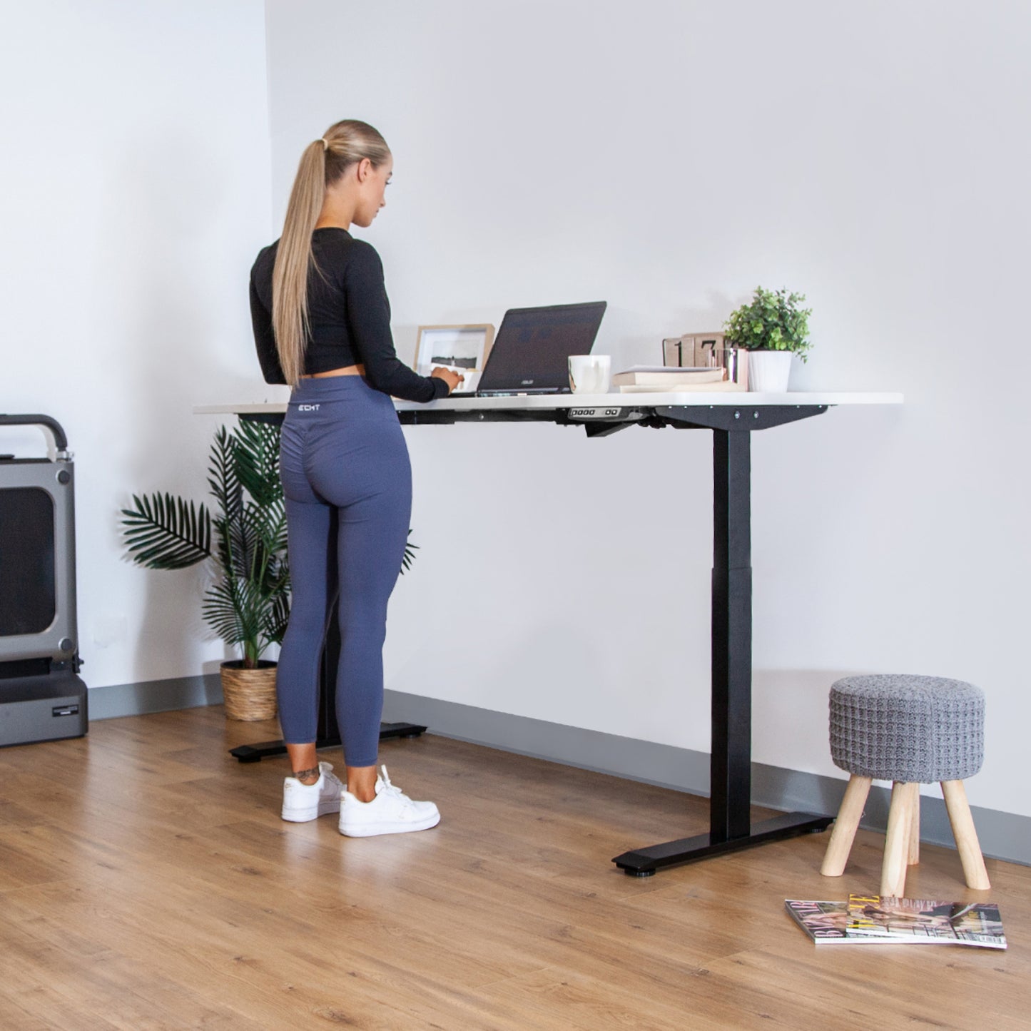 Lifespan Fitness ErgoDesk AUTO Series Automatic Standing Desk 180cm in White & Black