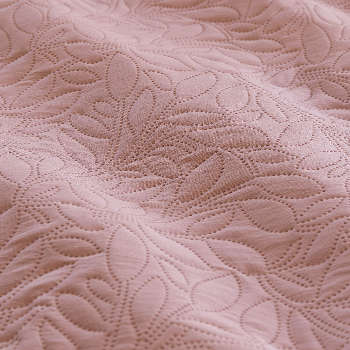 Ardor Lottie Blush Pinsonic Embossed Quilt Cover Set King