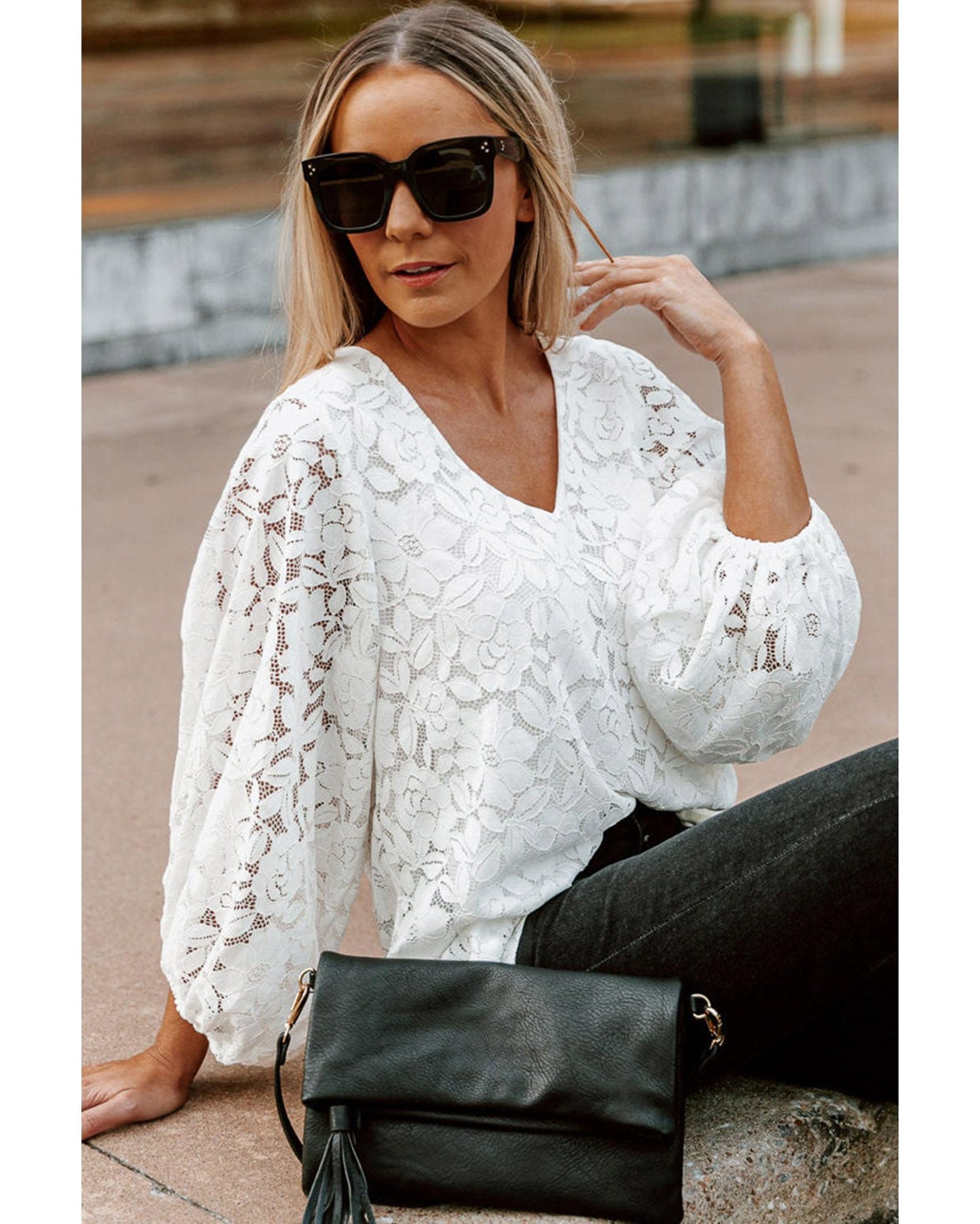 Azura Exchange Floral Lace Crochet V Neck Top - S