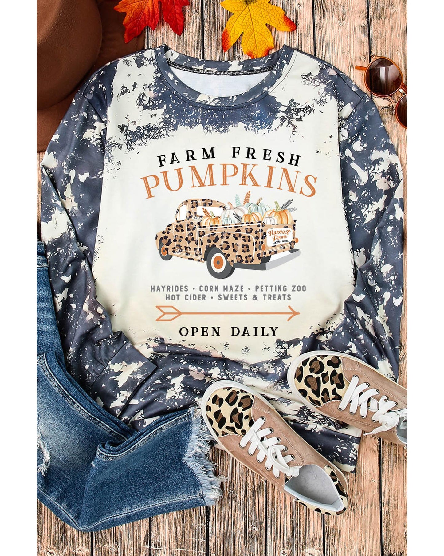 Azura Exchange Graphic Bleached Top with  Farm Fresh Pumpkins - M