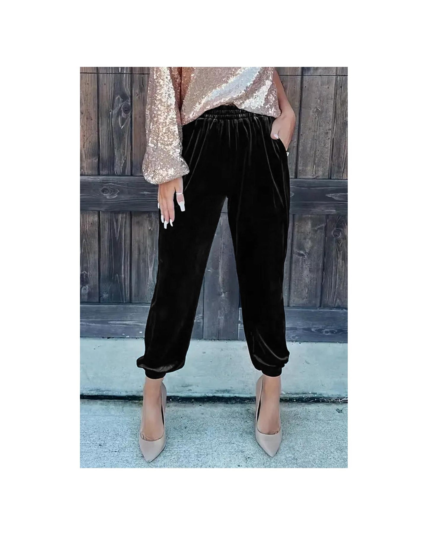 Azura Exchange Luxurious Velvet Jogger Pants - M